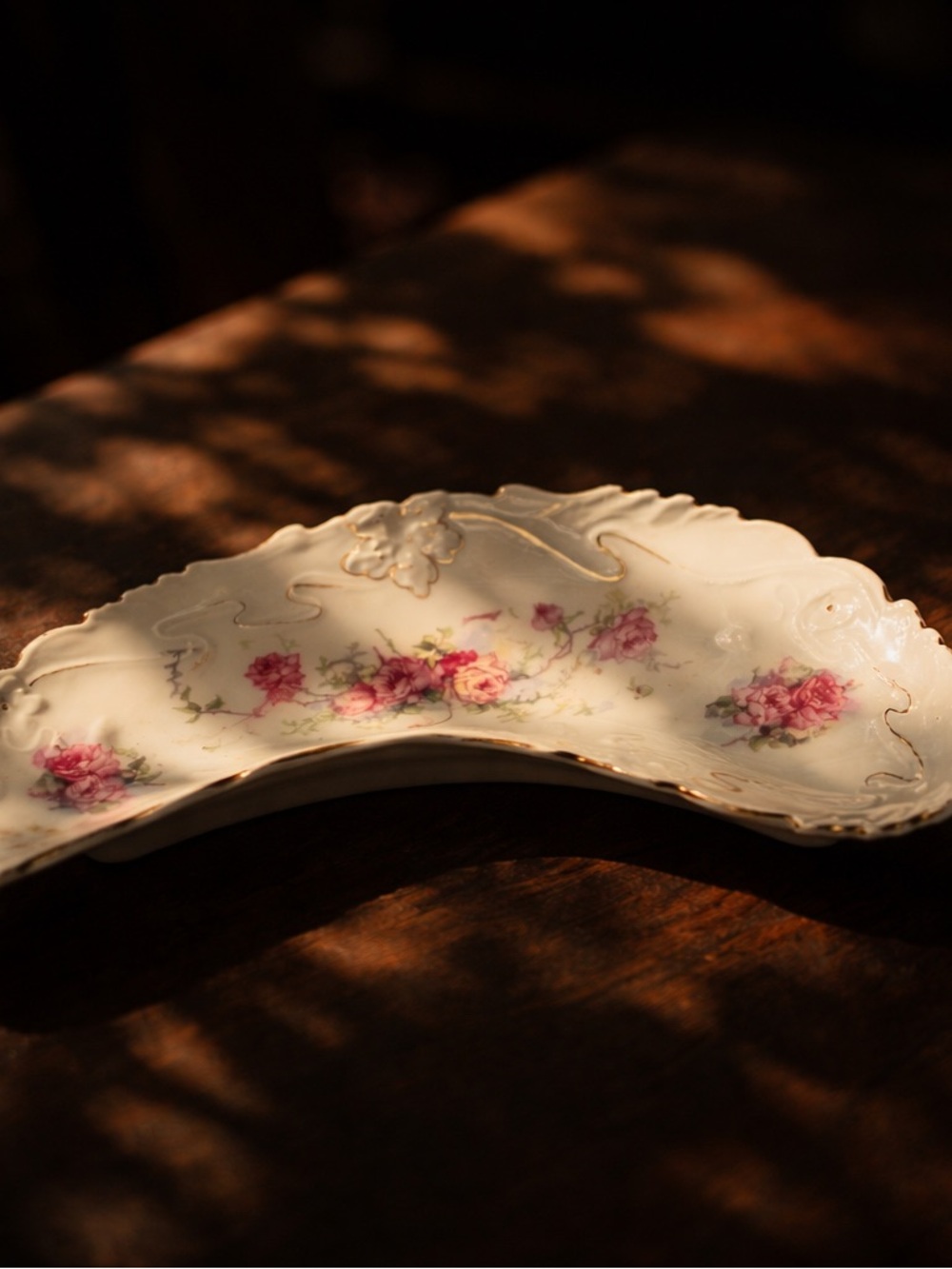 Antique Haviland Limoges. Crescent-shaped Trinket Dish - Picture 4 of 4